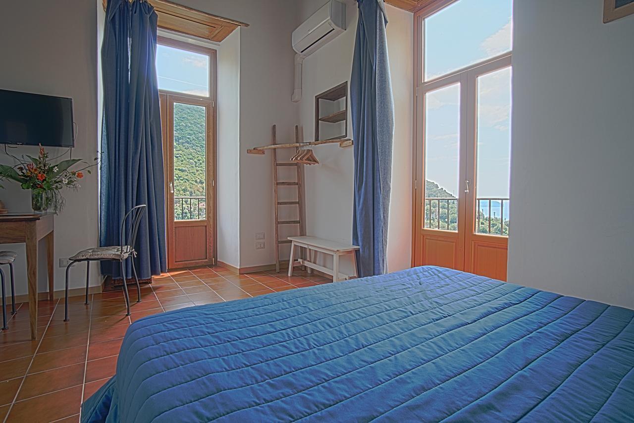 La Casa Sul Blu Albergo Diffuso Pisciotta Exteriér fotografie
