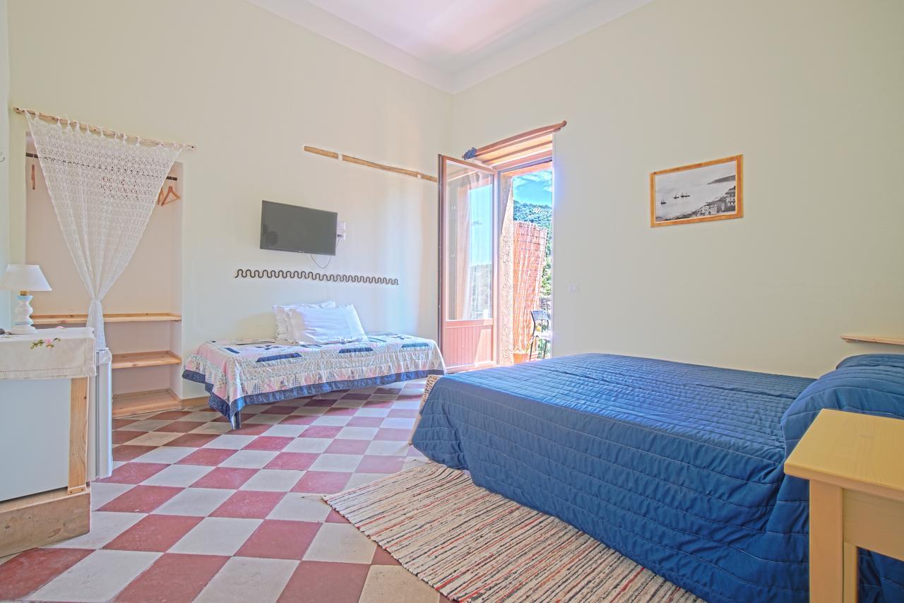La Casa Sul Blu Albergo Diffuso Pisciotta Exteriér fotografie